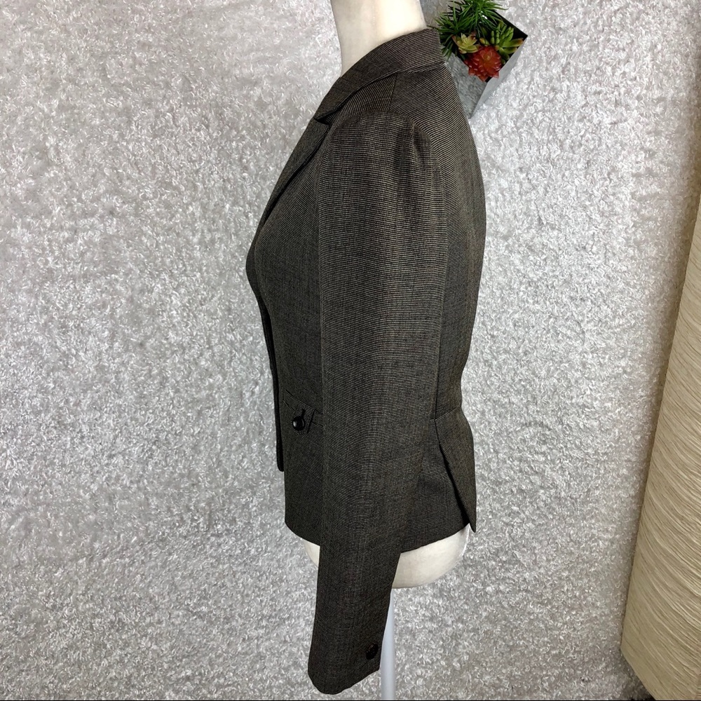 Tahari Arthur S. Levine Blazer | 4 - Picture 4 of 8